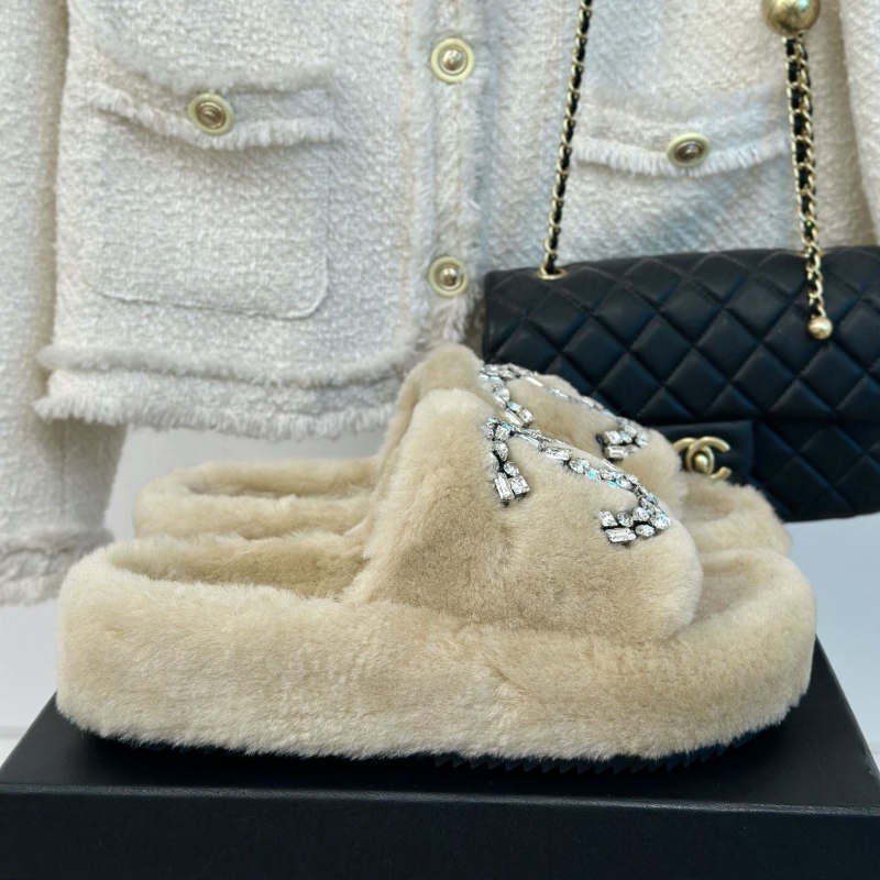 Ch*el slippers
